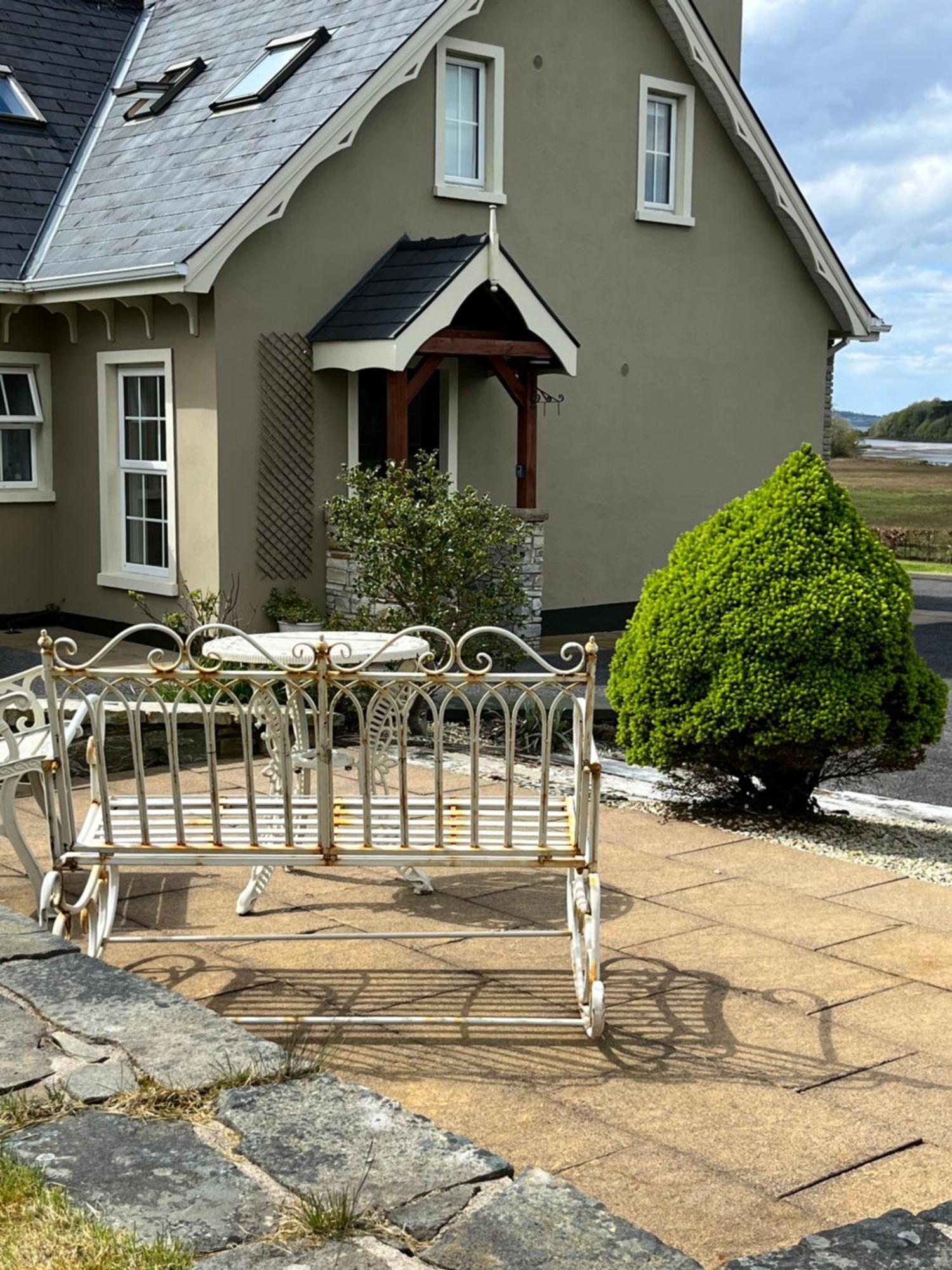 The Lodge Donegal Town Exterior photo